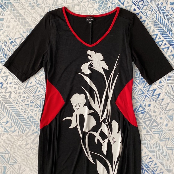 Crazy Print Black & Red Dress - Picture 3 of 6